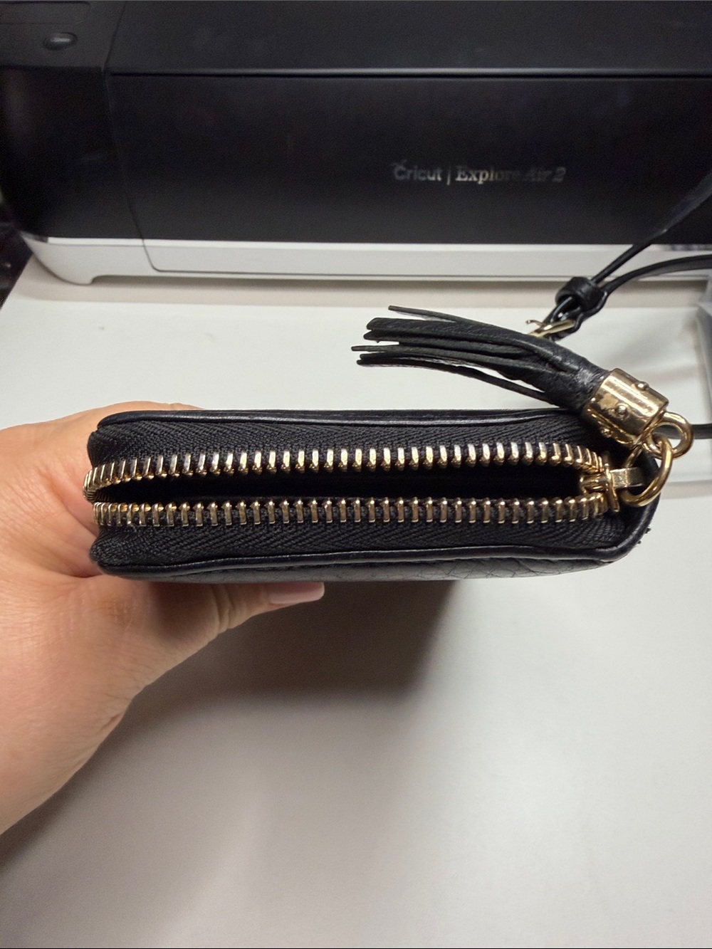 Gucci Black Embossed GG Leather Wallet - Picture 8 of 8